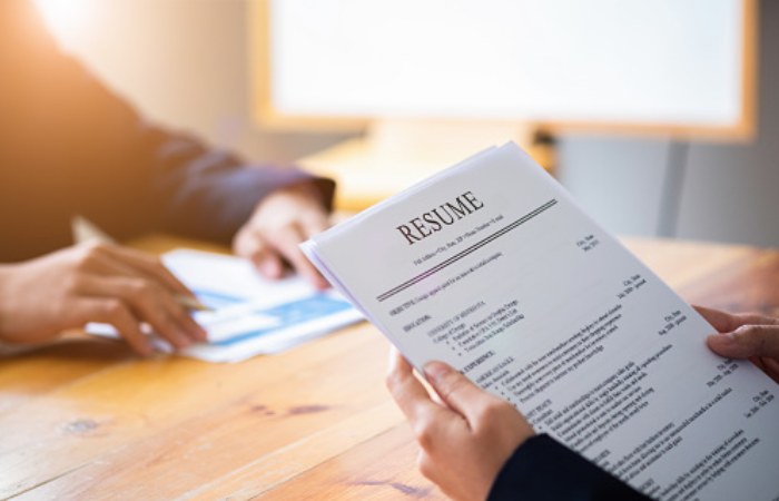 how to create a resume for freshers 